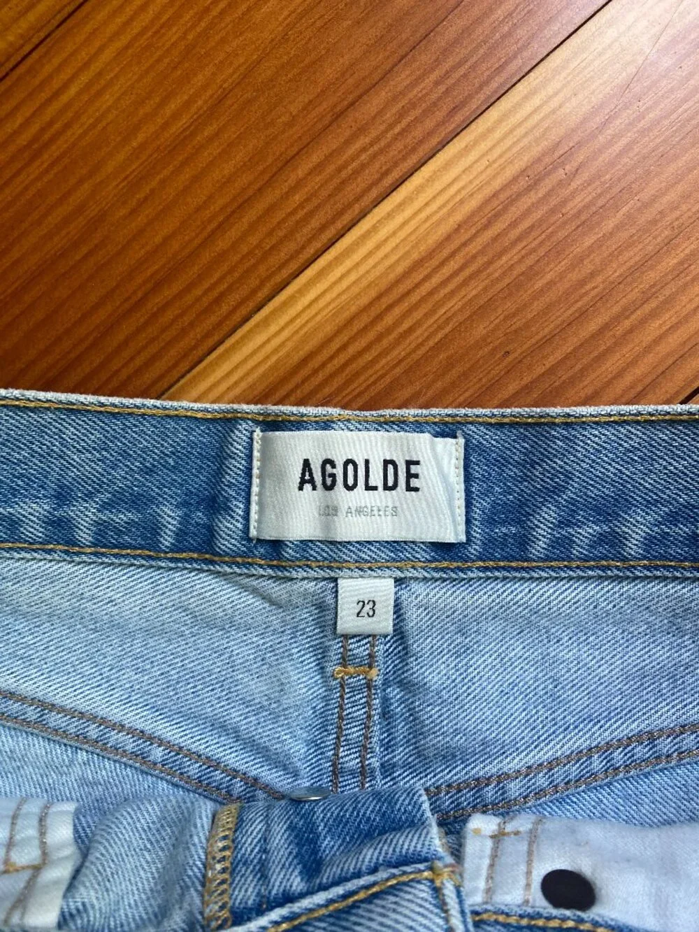 AGOLDE Parker Shorts - Size 23